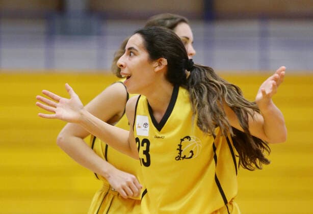 Ludwigsburg , 2. Bundesliga Basketball , BSG Basket Ladies Ludwigsburg vs. USC Heidelberg II , Salma El-Haiwan ( BSG )
