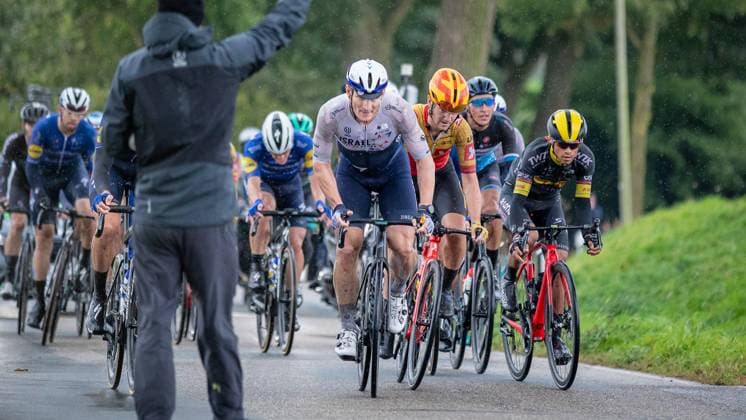 16th Sparkassen Munsterland Giro 2021; Enschede - Munster (Nienberge), 03.10.2021 16th Sparkassen Munsterland Giro 2021 (1.Pro); Enschede - Munster (Nienberge), 03.10.2021: GREIPEL André (Israel Start-Up Nation, Nr. 31) fighting his last KOM challenge in the last race of his career Copyright: xBEAUTIFULxSPORTS Meurerx
