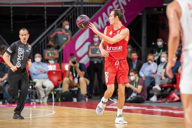 Omar Prewitt 4 (Brose Bamberg), FC Bayern Basketball vs. Brose Bamberg, easyCredit BBL, 03.10.2021 Muenchen Bayern Deutschland