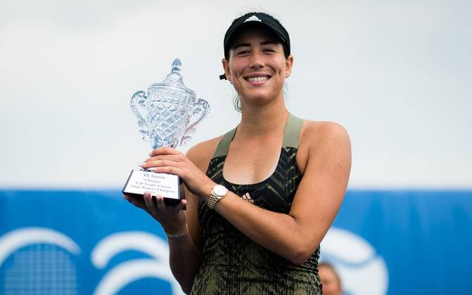 Mandatory Credit: Photo by Rob Prange Shutterstock (12471262v) Garbine Muguruza of Spain with the champions trophy after winning the final of the 2021 Chicago Fall Tennis Classic WTA, Tennis Damen 500 tennis tournament Chicago Fall Tennis Classic 2021, Tennis, Chicago, USA - 03 Oct 2021 Chicago Fall Tennis Classic 2021, Tennis, Chicago, USA - 03 Oct 2021  Copyright: xRobxPrange Shutterstockx 12471262v