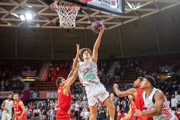 Joshua Obiesie 9 (FC Bayern), FC Bayern Basketball vs. Brose Bamberg, easyCredit BBL, 03.10.2021 Muenchen Bayern Deutschland