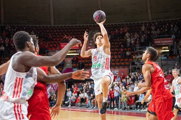 Joshua Obiesie 9 (FC Bayern), FC Bayern Basketball vs. Brose Bamberg, easyCredit BBL, 03.10.2021 Muenchen Bayern Deutschland