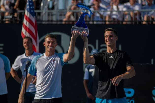 October 3, 2021, San Diego, California, USA: NEAL SKUPSKI, left, and JOE SALISBURY, both from Great Britain, hoist the trophy awarded to them for winning the final doubles match against John Peers of Australia and Filip PoloÂ¡AÂ¡ek of Slovakia at the San Diego Open tennis tournament. San Diego USA - ZUMAb202 20211003_znp_b202_009 Copyright: xDavidxBarakx