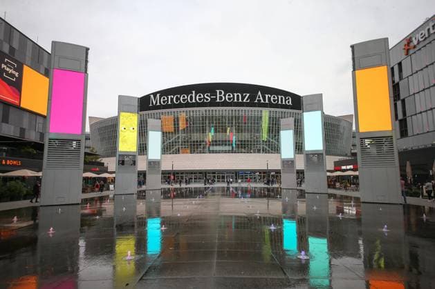 24.09.2021, xtgx, Eishockey Penny DEL, Eisbaeren Berlin - Grizzlys Wolfsburg emspor, v.l. Symbolfoto, Symbolbild, Mercedes Benz Arena Berlin