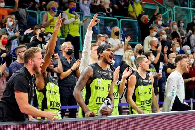 medi Bayreuthvs. Hamburg Towers, Basketball, Bundesliga, BBL Pokal, easycredit BBL, Achtelfinale, Spielzeit 2021 2022, 05.10.2021, medi Bayreuth vs. Hamurg Towers, Basketball, Bundesliga, BBL Pokal, easycredit BBl, Achtelfinale, Spielzeit 2021 2022, 05.10.2021, Foto: EIBNER Thorsten OCHS Bayreuth Copyright: xEibner-Pressefoto ThorstenxOchsx EP_TOS