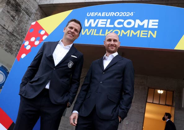 UEFA EURO, EM, Europameisterschaft,Fussball 2024 Brand Launch BERLIN, GERMANY - OCTOBER 05: Oliver Bierhoff (L), Director national team, Nationalteam and Academy and Benedikt Höwedes, Team Managment of Die Mannschaft attend the UEFA EURO 2024 Logo and Brand Launch at Olympiastadion on October 05, 2021 in Berlin, Germany. (Photo by Alexander Hassenstein Getty Images for DFB) Berlin Olympiastadion Berlin Germany