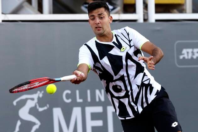 Tenis, Tomas Barrios vs Facundo Diaz Se enfrentan los tenistas Tomas Barrios de Chile vs Facundo Diaz de Argentina por el ATP, Tennis Herren Challenger Santiago 2 2021 en el Club Palestino en Santiago, Chile. 5 10 2021 Javier Salvo Photosport Tennis, Tomas Barrios vs Felipe Meligeni They face tennis players Tomas Barrios of Chile vs Facundo Diaz of Argentina for the ATP Challenger Santiago 2 2021 at Club Palestino in Santiago, Chile. 5 10 2021 Javier Salvo Photosport Tomas Barrios vs Facundo Diaz, ATP Challenger Santiago 2 2021