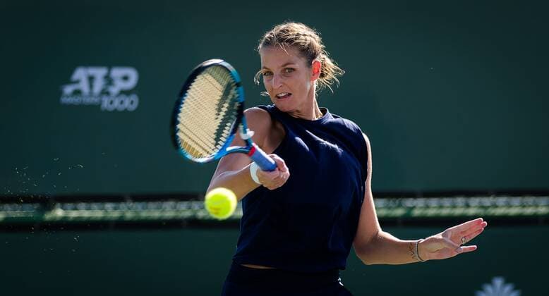 Mandatory Credit: Photo by Rob Prange Shutterstock (12525398bo) Karolina Pliskova of the Czech Republic during practice ahead of the 2021 BNP Paribas Open WTA, Tennis Damen 1000 tennis tournament 2021 BNP Paribas Open Day 2 - 05 Oct 2021 2021 BNP Paribas Open Day 2 - 05 Oct 2021  Copyright: xRobxPrange Shutterstockx 12525398bo
