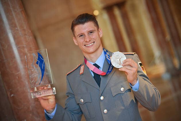 Lukas DAUSER (Silbermedaillengewinner Turnen Barren Tokyo 2020), Bayerischer Sportpreis 2021 am 06.10.2021.