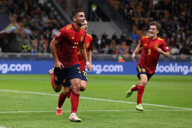 Milan, Italy, 5th October 2021. Ferran Torres of Spain celebrates with team mates after scoring to give the side a 1-0 lead during the UEFA Nations League match at Giuseppe Meazza, Milan. Picture credit should read: Jonathan Moscrop Sportimage EDITORIAL USE ONLY. No use with unauthorised audio, video, data, fixture lists, club league logos or live services. Online in-match use limited to 120 images, no video emulation. No use in betting, games or single club league player publications. SPI-1229-0010