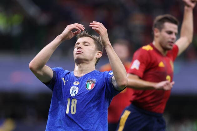 October 6, 2021, Milan, Italy: Nicolo Barella of Italy reacts during the UEFA Nations League Finals 2021 semi-final football match between Italy and Spain at Giuseppe Meazza Stadium, Milan, Italy on October 06, 2021 football UEFA Nations League match - Semifinals 2021 - Italy vs Spain, Milan, Italy  - ZUMAl164 20211006_zsa_l164_052 Copyright: xFabrizioxCarabellix