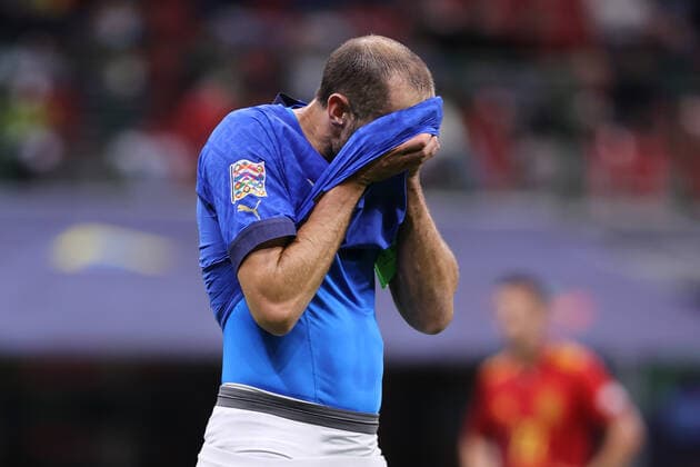 Mandatory Credit: Photo by Fabrizio Carabelli LiveMedia Shutterstock (12527081ai) Giorgio Chiellini of Italy reacts football UEFA Nations League match Semifinals 2021 - Italy vs Spain, Milan, Italy - 06 Oct 2021 football UEFA Nations League match Semifinals 2021 - Italy vs Spain, Milan, Italy - 06 Oct 2021  Copyright: xFabrizioxCarabelli LiveMedia Shutterstockx 12527081ai