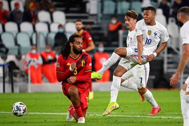 Torino, Italy - October 07 : Kylian Mbappe forward of France & Jason Denayer defender of Belgium during the UEFA Nations League Finals 2021 Semi-Final match between Belgium and France on October 7, 2021 in Torino, Italy, 7 10 2021 ( Belgium v France UEFA Nations League Semi-Final PhotoNews Panoramic 