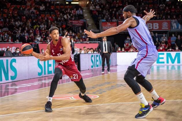 Augustine Rubit 21 (FC Bayern), Brandon Davis 0 FC Barcelona, Barca , FC Bayern Basketball vs. FC Barcelona, EuroLeague, 07.10.2021 Muenchen Bayern Deutschland