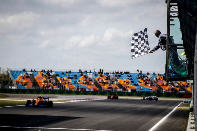Finish flag, F1 Grand Prix of Turkey at Intercity Istanbul Park on October 8, 2021 in Istanbul, Turkey. (Photo by HOCH ZWEI) Istanbul Turkey *** Finish flag, F1 Grand Prix of Turkey at Intercity Istanbul Park on October 8, 2021 in Istanbul, Turkey Photo by HOCH ZWEI Istanbul Turkey