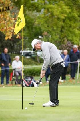 GOLF - Riegler und Partner Legends FROHNLEITEN,AUSTRIA,08.OCT.21 - GOLF - Legends Tour, Riegler und Partner Legends, GC Murhof. Image shows Barry Lane (GBR).  GEPAxpictures xDanielxGoetzhaber