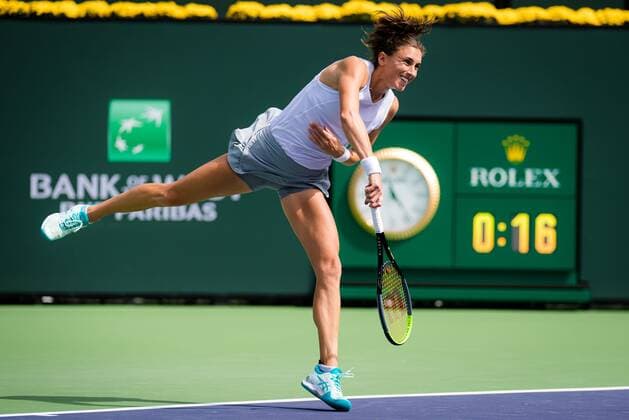 Mandatory Credit: Photo by Rob Prange Shutterstock (12524630b) Petra Martic of Croatia in action during the second round of the 2021 BNP Paribas Open WTA, Tennis Damen 1000 tennis tournament BNP Paribas Open, Tennis, Day 3, Indian Wells Tennis Garden, California, USA - 08 Oct 2021 BNP Paribas Open, Tennis, Day 3, Indian Wells Tennis Garden, California, USA - 08 Oct 2021 Copyright: xRobxPrange Shutterstockx 12524630b
