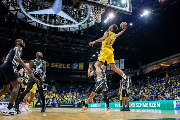 Basketball Berlin 08.10.2021 Saison 2021 2022 EuroLeague Regular Season Alba Berlin - LDLC ASVEL Villeurbanne Oscar Da Silva (Alba Berlin, No.01)