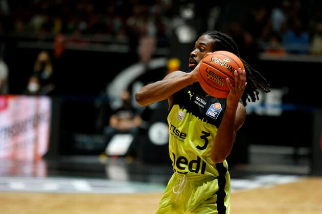 09.10.2021, easyCredit Basketball Bundesliga, BBL, Saison 2021 2022, Herren, Chemnitz Niners - Medi Bayreuth Marcus Thornton, Medi Bayreuth Chemnitz Messe Chemnitz Sachsen Germany