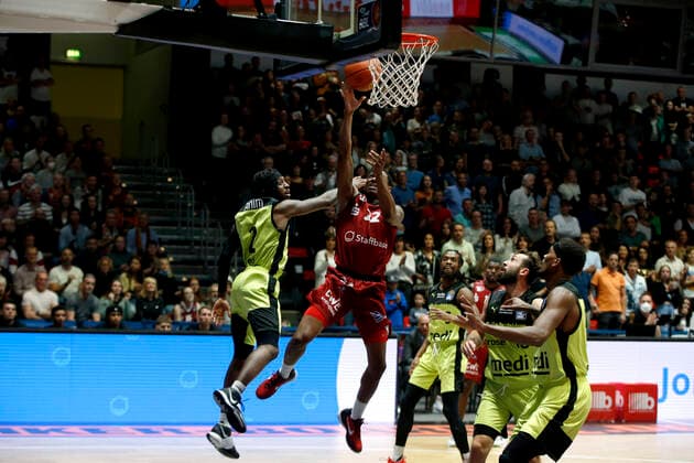 09.10.2021, easyCredit Basketball Bundesliga, BBL, Saison 2021 2022, Herren, Chemnitz Niners - Medi Bayreuth Gerald Robinson, Niners Chemnitz Chemnitz Messe Chemnitz Sachsen Germany