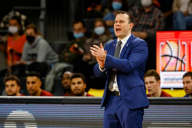 Headcoach Johan Roijakkers (Brose Bamberg) ratiopharm Ulm - Brose Bamberg, easyCredit Basketball Bundesliga, Saison 2021-2022, 3. Spieltag, Ulm, Germany, 09.10.2021, Copyright: DanielxLöb