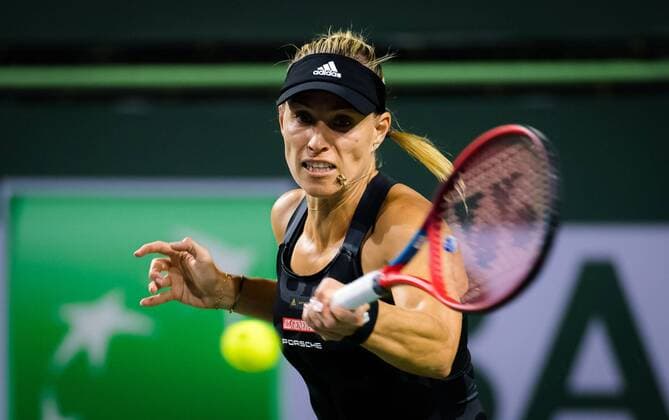 Sport Themen der Woche KW40 Sport Bilder des Tages Mandatory Credit: Photo by Rob Prange Shutterstock (12524631cv) Angelique Kerber of Germany in action during the second round at the 2021 BNP Paribas Open WTA, Tennis Damen 1000 tennis tournament BNP Paribas Open, Tennis, Day 4, Indian Wells Tennis Garden, California, USA - 09 Oct 2021 BNP Paribas Open, Tennis, Day 4, Indian Wells Tennis Garden, California, USA - 09 Oct 2021 Copyright: xRobxPrange Shutterstockx 12524631cv
