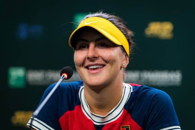 Mandatory Credit: Photo by Rob Prange Shutterstock (12524631fz) Bianca Andreescu of Canada talks to the media after winning the second round at the 2021 BNP Paribas Open WTA, Tennis Damen 1000 tennis tournament BNP Paribas Open, Tennis, Day 4, Indian Wells Tennis Garden, California, USA - 09 Oct 2021 BNP Paribas Open, Tennis, Day 4, Indian Wells Tennis Garden, California, USA - 09 Oct 2021  Copyright: xRobxPrange Shutterstockx 12524631fz