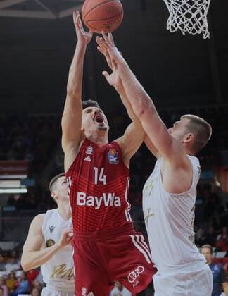 Bayerns 14 Nihad DJEDOVIC. Basketball, FC Bayern Muenchen - Loewen Braunschweig, BBL-Hauptrunde, Saison 2021-2022, am 10.10.2021 in Muenchen, A U D I D O M E, Deutschland. Quelle Copyright Credit : Oryk HAIST