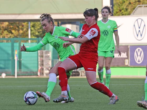 VfL-Frauen vs Köln Fußball, Frauen, Saison 21 22, Flyeralarm Bundesliga, 5. Spieltag, VfL Wolfsburg vs 1. FC Köln, Bild zeigt: Jill Roord (VfL, 14) Wolfsburg