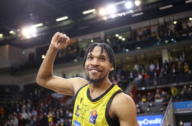 Ludwigsburg , Basketball easycredit BBL Bundesliga . MHP Riesen Ludwigsburg vs. Alba Berlin , Justin Simon ( Riesen )