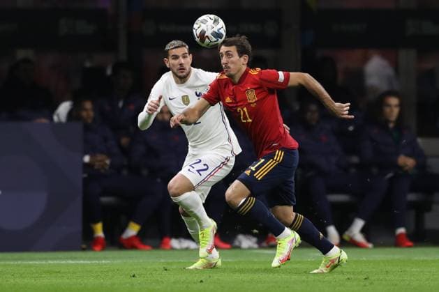 Milan, Italy, 10th October 2021. Mikel Oyarzabal of Spain is pursued by Theo Hernandez of France as he races after the ball during the UEFA Nations League match at Stadio Giuseppe Meazza, Milan. Picture credit should read: Jonathan Moscrop Sportimage EDITORIAL USE ONLY. No use with unauthorised audio, video, data, fixture lists, club league logos or live services. Online in-match use limited to 120 images, no video emulation. No use in betting, games or single club league player publications. SPI-1236-0004