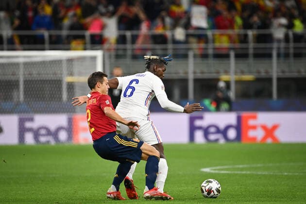 Photo LaPresse - Massimo Paolone October, 10 2021 Milan, Italy soccer Spain vs France - Nations League Final Season 2020 2021 - San Siro Stadium of Milan. In the pic: Paul Pogba (France) competes for the ball with Cesar Azpilicueta (Spain)  Copyright: xMassimoxPaolone LaPressex