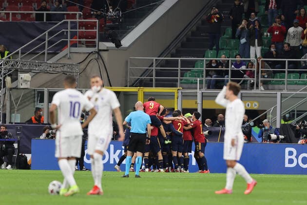 Mikel Oyarzabal of Spain celebrates with his teammates after scoring a goal during the UEFA Nations League Finals 2021 final football match between Spain and France at Giuseppe Meazza Stadium, Milan, Italy on October 10, 2021  Copyright: xFabrizioxCarabellix xIPAx xx 0