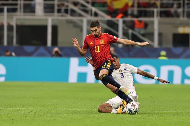 October 10, 2021, Milan, Italy: Ferran Torres of Spain fights for the ball against Presnel Kimpembe of France during the UEFA Nations League Finals 2021 final football match between Spain and France at Giuseppe Meazza Stadium, Milan, Italy on October 10, 2021 football UEFA Nations League match - Final - Spain vs France, Milan, Italy  - ZUMAl164 20211010_zsa_l164_384 Copyright: xFabrizioxCarabellix