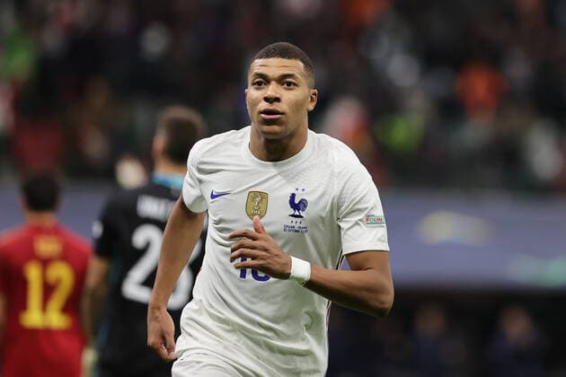 Mandatory Credit: Photo by Fabrizio Carabelli LiveMedia Shutterstock (12532157bg) Kylian Mbappe of France celebrates after scoring a goal football UEFA Nations League match Final - Spain vs France, Milan, Italy - 10 Oct 2021 football UEFA Nations League match Final - Spain vs France, Milan, Italy - 10 Oct 2021  Copyright: xFabrizioxCarabelli LiveMedia Shutterstockx 12532157bg