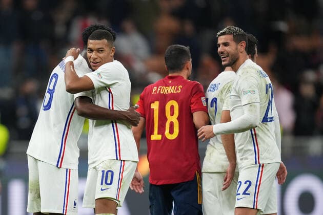 ESP: Spain - France. UEFA Nations League 2021 Final French players celebrate victory at the end of the match during the UEFA Nations League match between Spain and France played at San Siro Stadium on October 10, 2021 in Milan, Italy. kpng Copyright: xPRESSINPHOTOx PS_211010_041