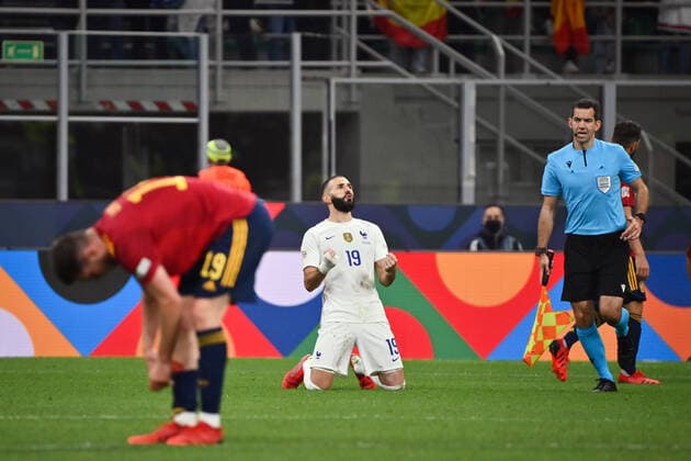 Photo LaPresse - Massimo Paolone October, 10 2021 Milan, Italy soccer Spain vs France - Nations League Final Season 2020 2021 - San Siro Stadium of Milan. In the pic: Karim Benzema (France) celebrates for the victory  Copyright: xMassimoxPaolone LaPressex