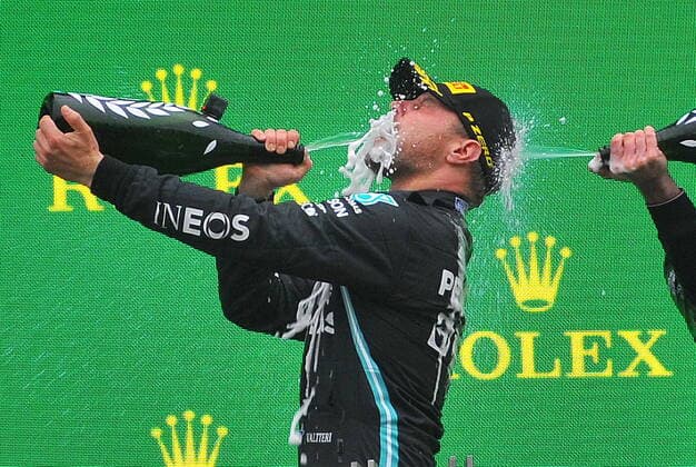 Formula 1 Turkish Grand Prix 2021 10.10.2021, Istanbul Park Circuit, Istanbul, Formula 1 Turkish Grand Prix 2021 ,im Bild Podium: Sieger Valtteri Bottas (FIN 77), Mercedes-AMG Petronas Formula One Team