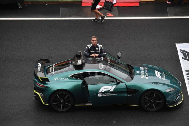 Formula 1 Turkish Grand Prix 2021 10.10.2021, Istanbul Park Circuit, Istanbul, Formula 1 Turkish Grand Prix 2021 ,im Bild Aston Martin Safety Car mit Fahrer Benrd Mayländer