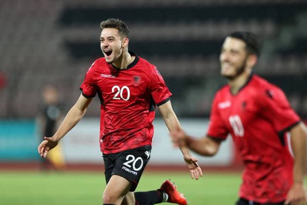 ELBASAN 11.10.2021 MECZ ELIMINACJE MLODZIEZOWYCH MISTRZOSTW EUROPY U21, U 21 ALBANIA - SLOWENIA --- UEFA EUROPEAN UNDER-21 CHAMPIONSHIP 2023 QUALIFYING ROUND FOOTBALL MATCH: ALBANIA - SLOVENIA ERNEST MUCI FOT. PIOTR KUCZA FOTOPYK NEWSPIX.PL --- Newspix.pl  211011PYK0037