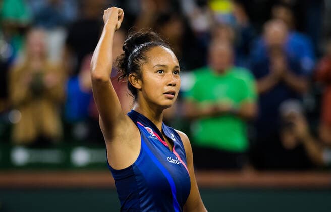 October 10, 2021, INDIAN WELLS, UNITED STATES: Leylah Fernandez of Canada in action during the third round at the 2021 BNP Paribas Open WTA, Tennis Damen 1000 tennis tournament against Anastasia Pavlyuchenkova of Russia INDIAN WELLS UNITED STATES - ZUMAa181 20211010_zaa_a181_427 Copyright: xRobxPrangex