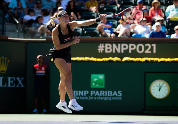 October 11, 2021, INDIAN WELS, UNITED STATES: Angelique Kerber of Germany in action during the third round at the 2021 BNP Paribas Open WTA, Tennis Damen 1000 tennis tournament against Daria Kasatkina of Russia INDIAN WELS UNITED STATES - ZUMAa181 20211011_zaa_a181_017 Copyright: xRobxPrangex