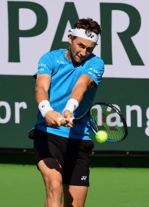 INDIAN WELLS, CA - OCTOBER 11: Casper Ruud of Norway hits a backhand return during a tennis match played at the BNP Paribas Open on October 11, 2021 at the Indian Wells Tennis Garden in Indian Wells, CA. (Photo by John Cordes Icon Sportswire) TENNIS: OCT 11 BNP Paribas Open Icon5061011002