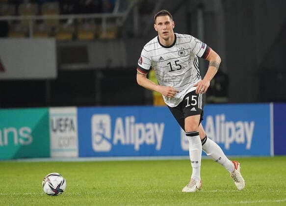 MKD, WM Qualifikation, Nordmazedonien vs Deutschland 11.10.2021, Toshe Proeski Arena, Skopje, MKD, WM Qualifikation, Nordmazedonien vs Deutschland , im Bild Niklas Süle (Deutschland)