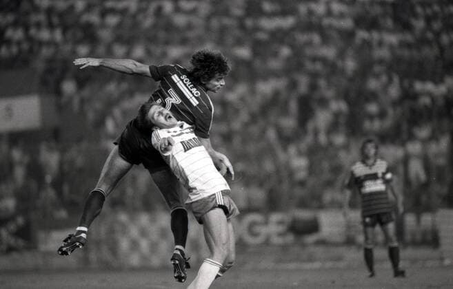 21.08.84 Racing Straßburg - FC Metz Frankreich, Straßburg, 21.08.1984, Fussball, Racing Straßburg - FC Metz (4:1): Walter Kelsch (Racing Straßburg).