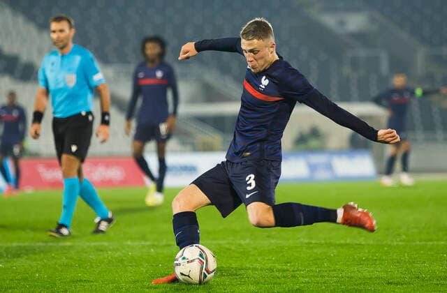 Adrien Truffert FOOTBALL : Serbie vs France - Espoirs - Qualification Euro 2023 - Belgrade - 12 10 2021 NikolaKrstic Panoramic 