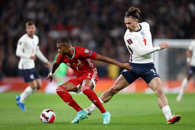 England v Hungary 12 October 2021, London - International Football - World Cup Qualifier - England v Hungary - Loic Nego of Hungary battles with Jack Grealish of England - Photo: Charlotte Wilson Offside. London UK Copyright: xCharlottexWilsonx xOffsidexOffside