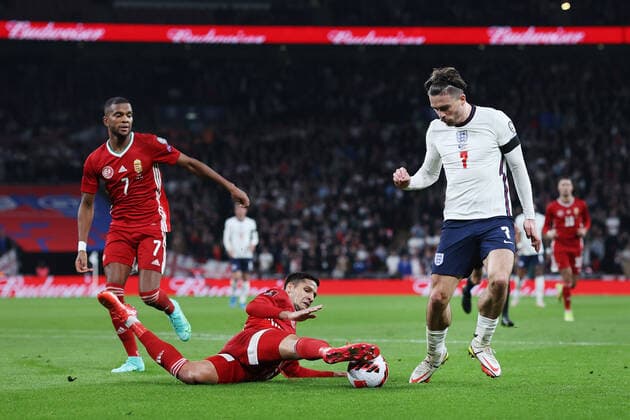 England v Hungary 12 October 2021, London - International Football - World Cup Qualifier - England v Hungary - Jack Grealish of England battles with Akos Kecskes of Hungary - Photo: Charlotte Wilson Offside. London UK Copyright: xCharlottexWilsonx xOffsidexOffside