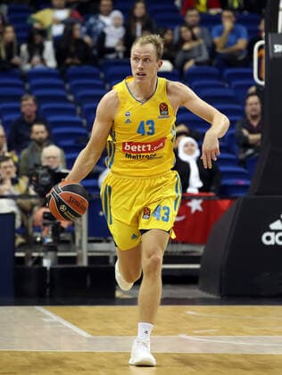 Luke Sikma Einzelbild Freisteller Aktion Basketball EuroLeague Herren Saison 2021 2022 12.10.2021 ALBA Berlin vs. Fenerbahce Istanbul