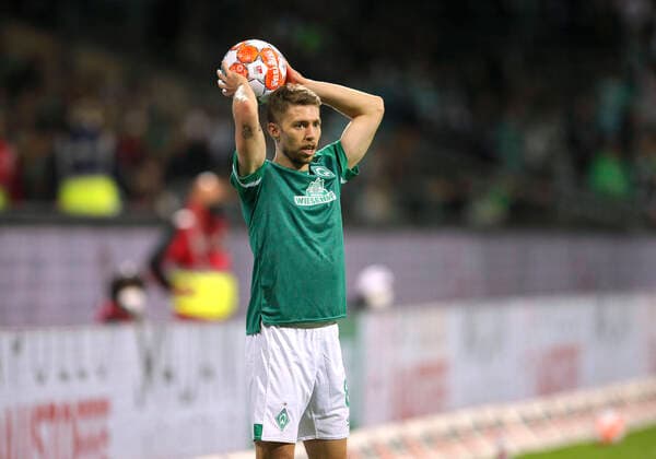Foto : Mitchell Weiser ( Werder ) Fussball 2. Liga am Sa. 18.09.2021 Werder Breme - Hamburger SV 0 - 2
